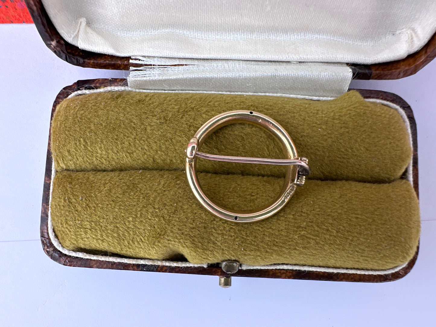 Antique 15ct Gold Turquoise and Pearl circle brooch