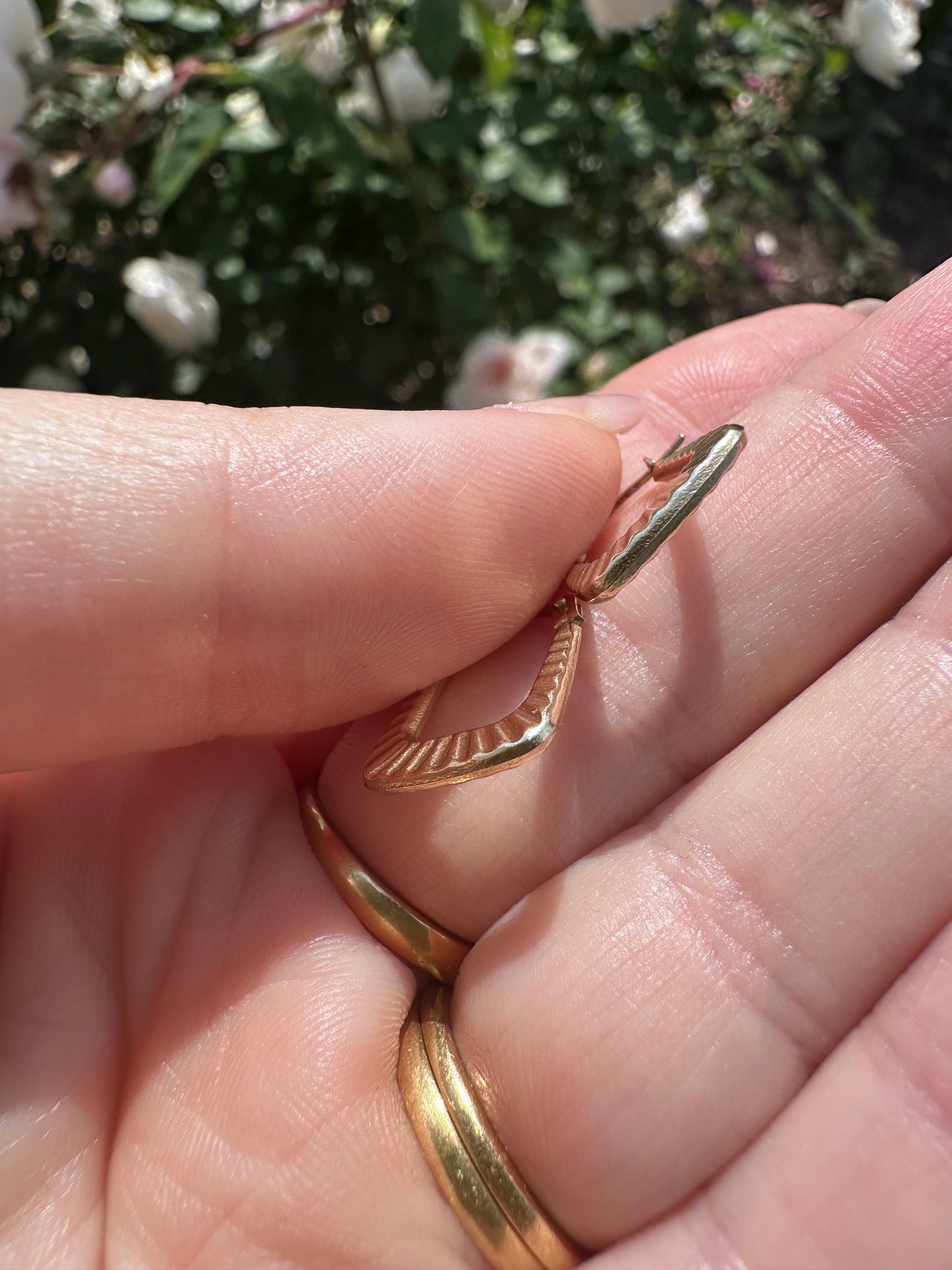 9ct Gold Mini striped Handbag hoops