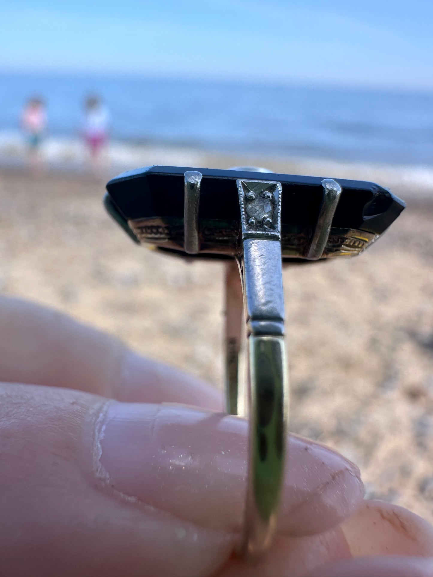 14ct Onyx, Pearl & Rose cut diamond Ring