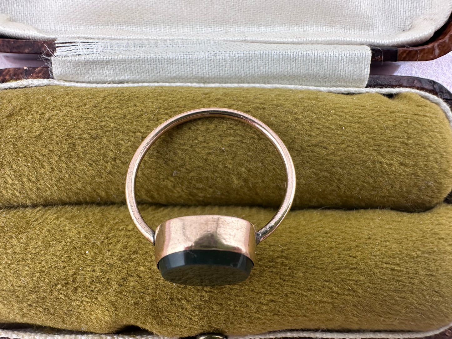 9ct Rose Gold Oval Bloodstone Ring