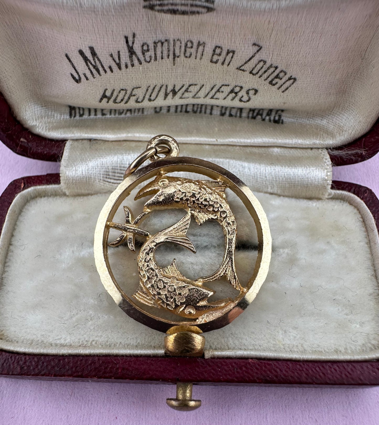 9ct Gold Open Work Pisces Zodiac Charm