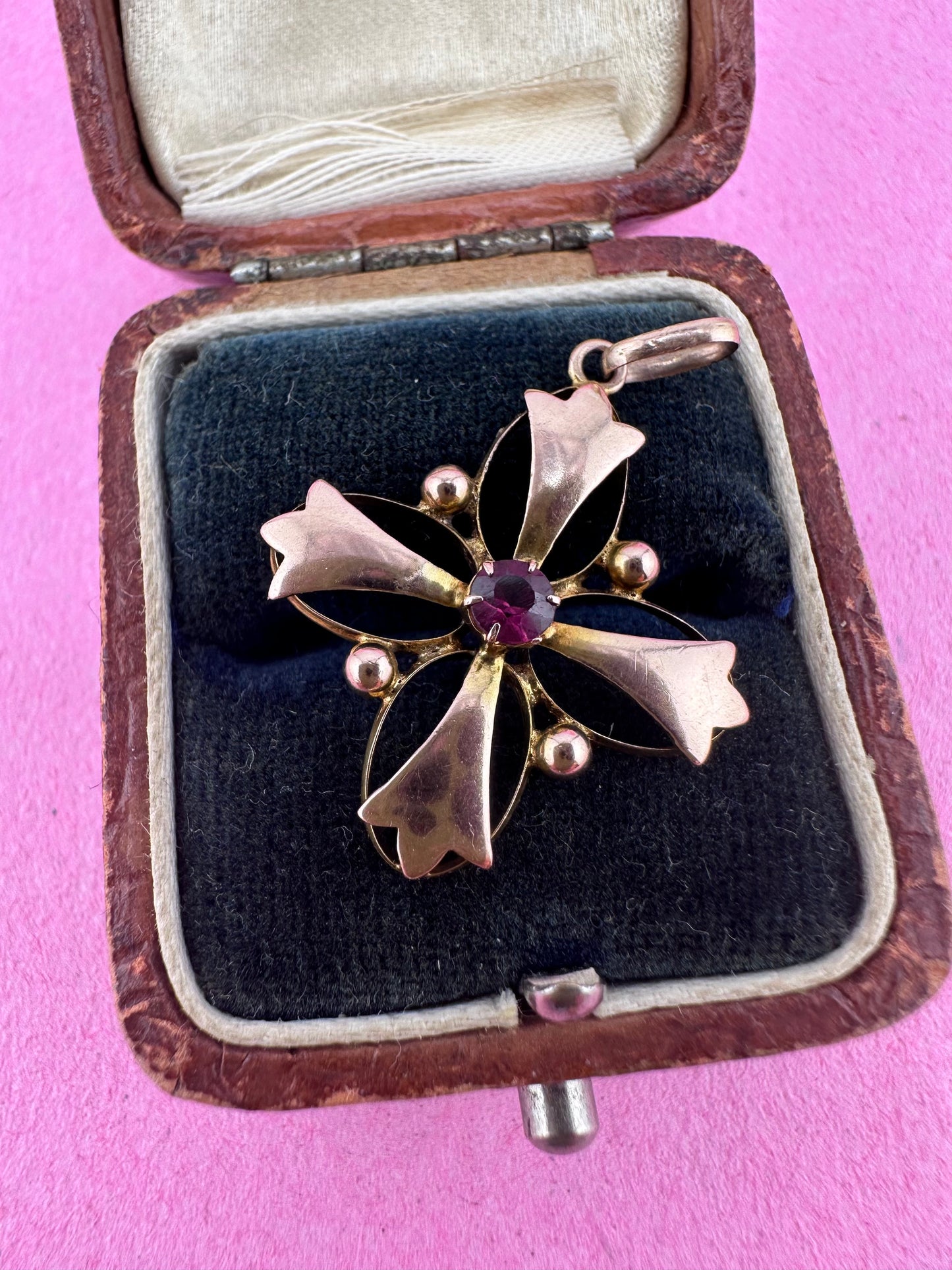 Edwardian 9ct Gold Amethyst Lavalier pendant