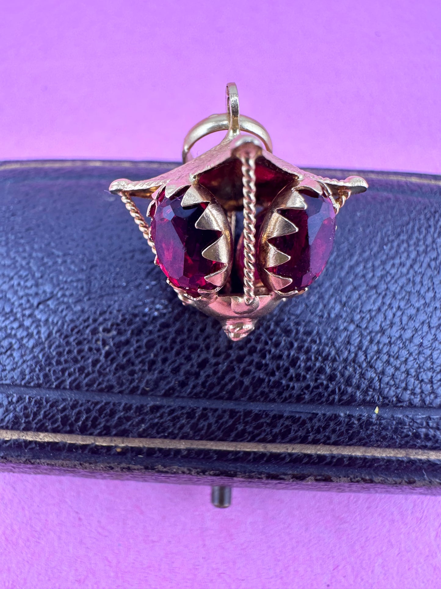 18ct Garnet Lantern Pendant