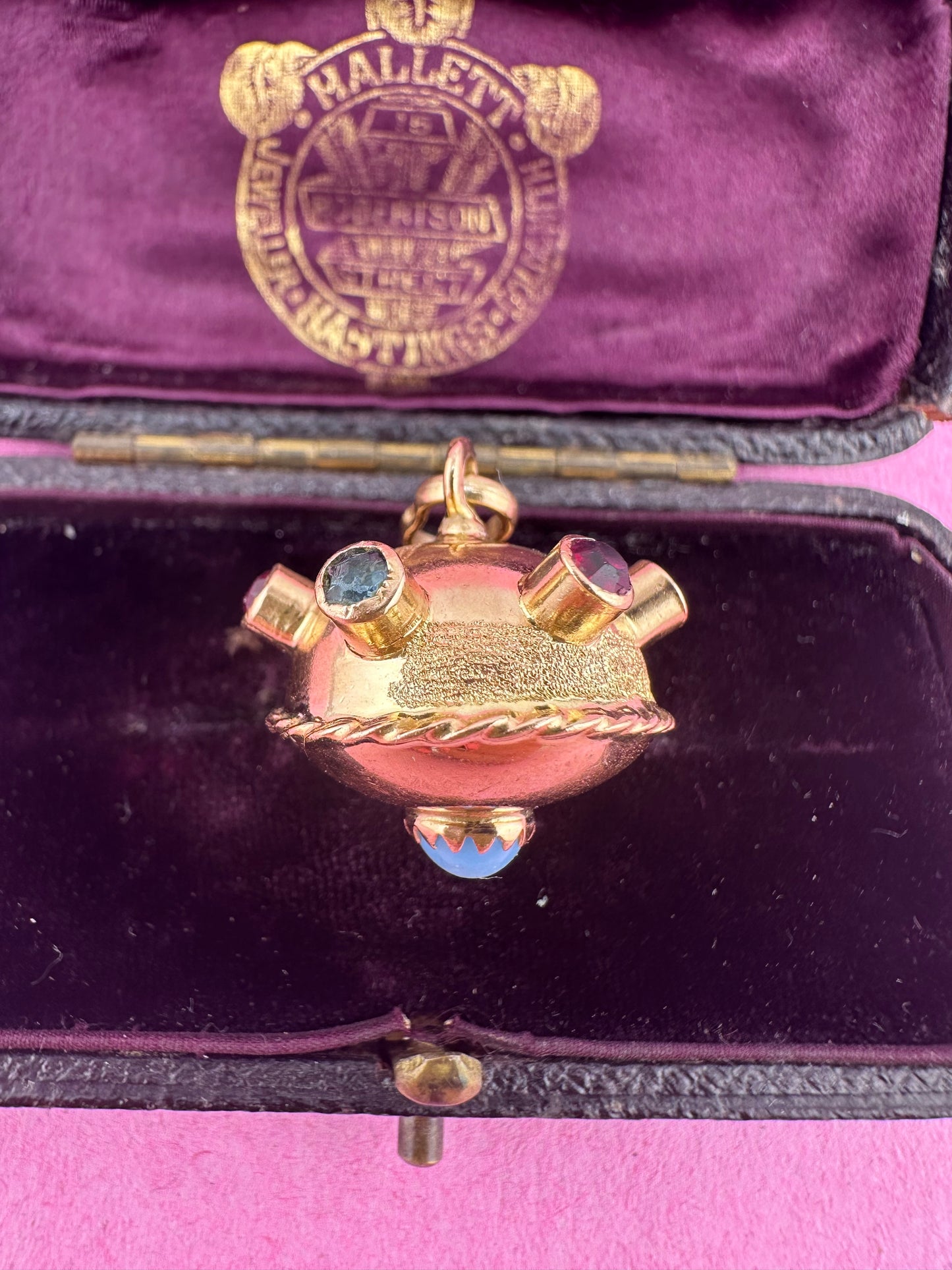 18ct Gold UFO Sputnik pendant with Topaz, Garnet & Turquoise stones.