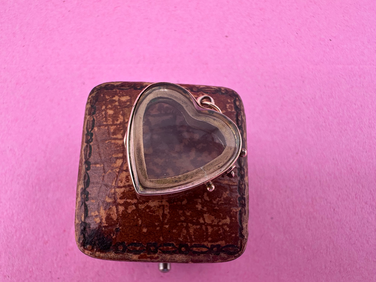 9ct Gold Glass Heart Locket Fob