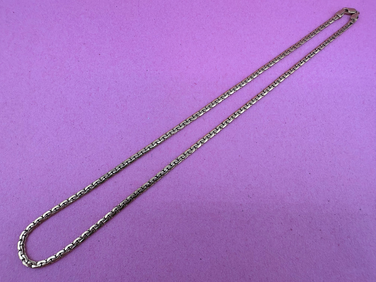 9ct Yellow Gold C Link chain