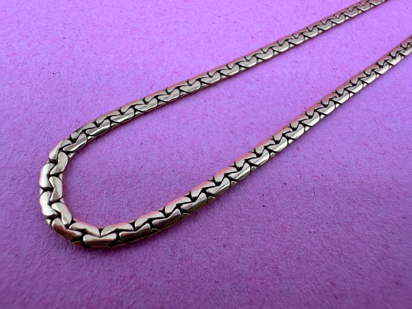 9ct Yellow Gold C Link chain