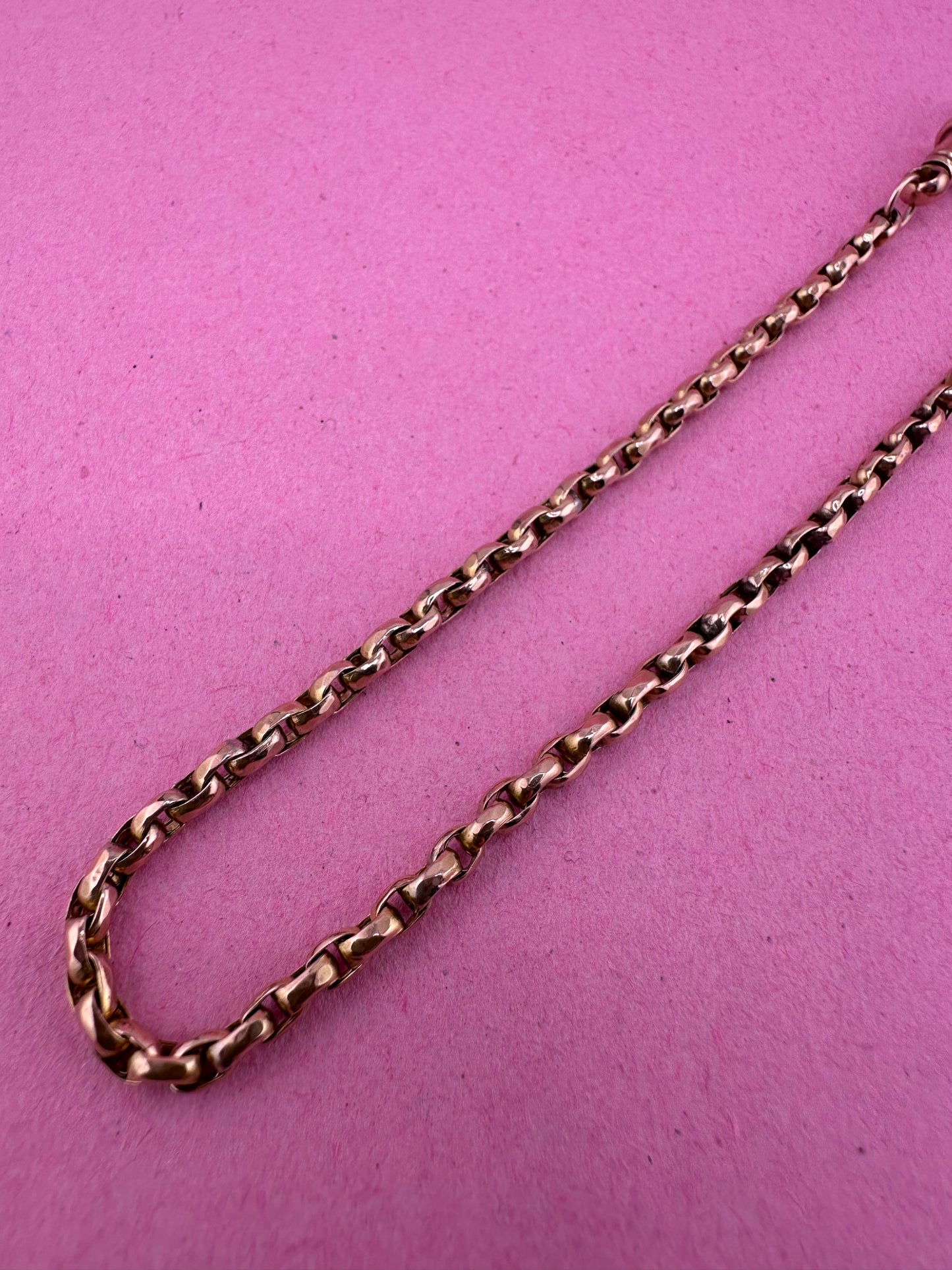Antique 9ct Peachy Gold Faceted Oval Belcher chain