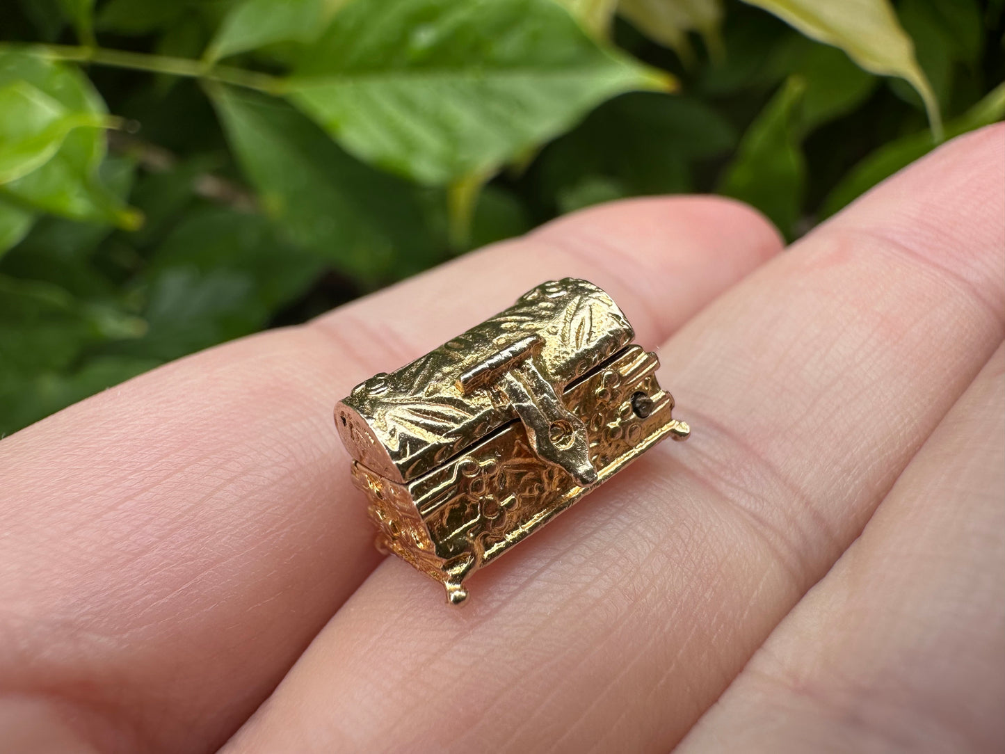 Reserved for Teigan Vintage 9ct Gold Articulated Treasure chest charm with diamonds