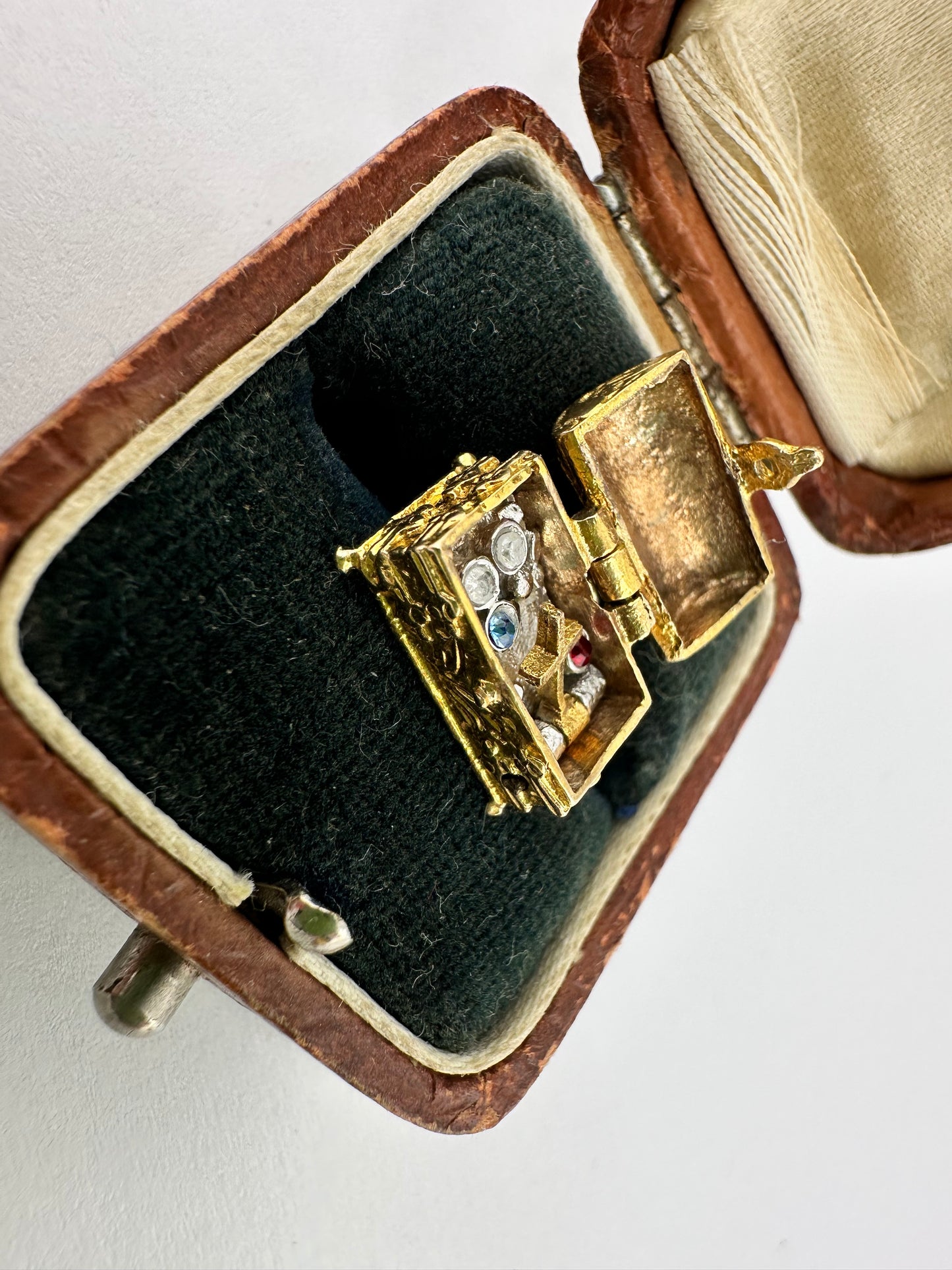Reserved for Teigan Vintage 9ct Gold Articulated Treasure chest charm with diamonds