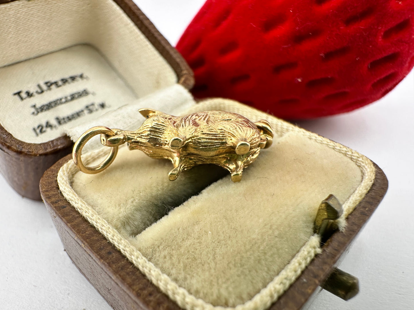 Vintage 9ct Gold Piggy Bank charm, with moving coin/tail