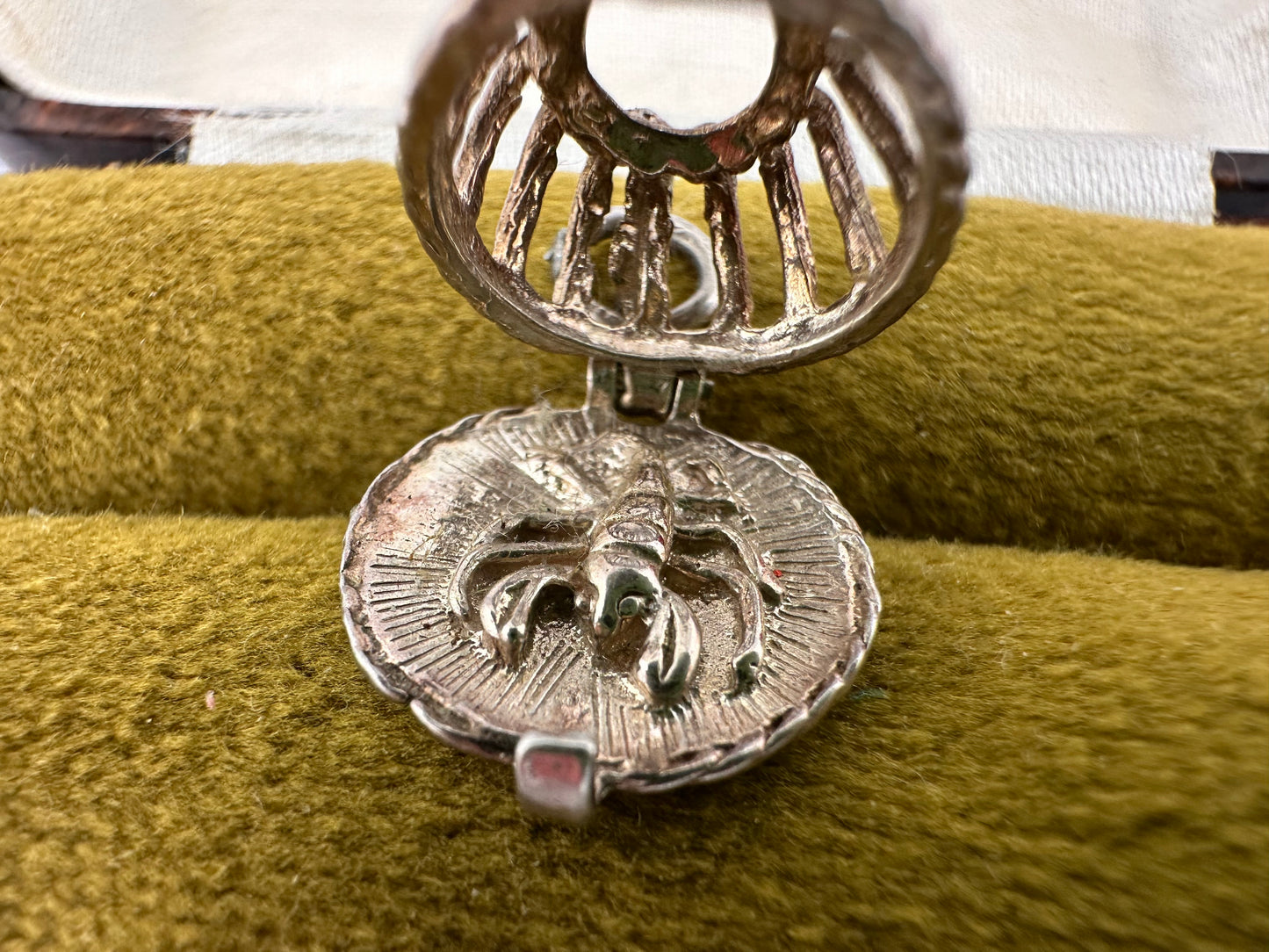 Silver Lobster Pot charm, opens