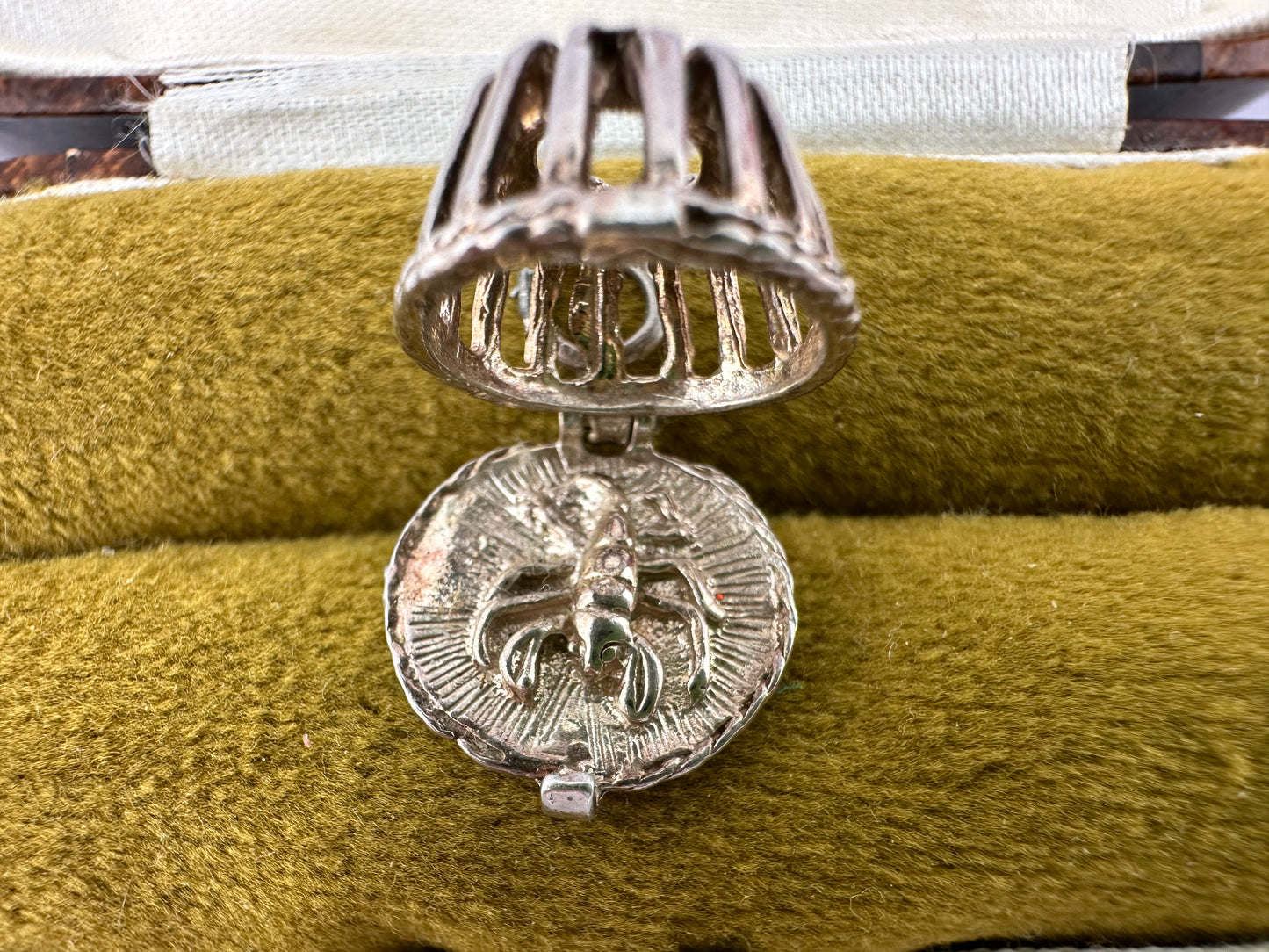 Silver Lobster Pot charm, opens