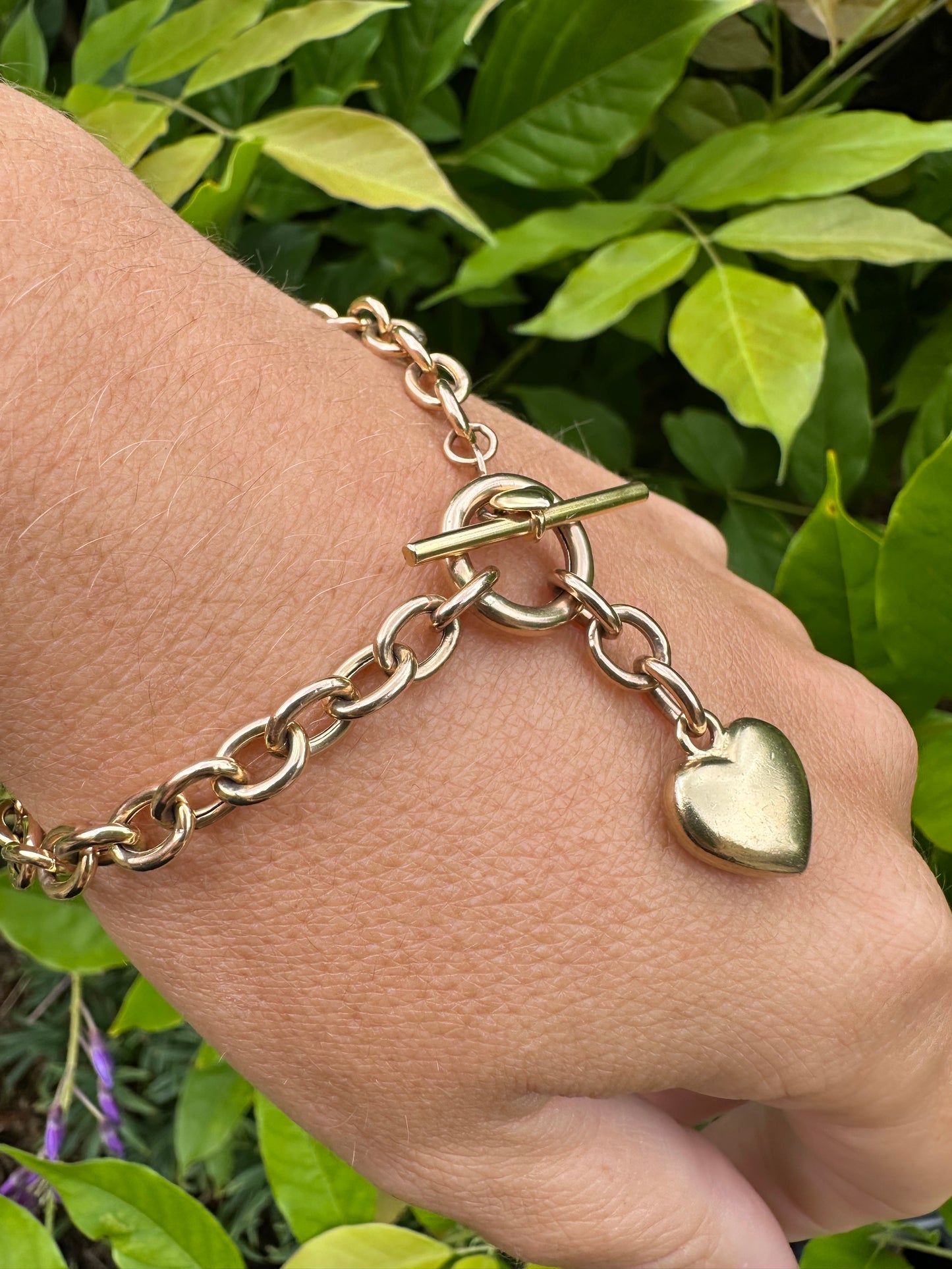 Vintage 9ct Gold Cable bracelet with heart toggle and heart t-bar