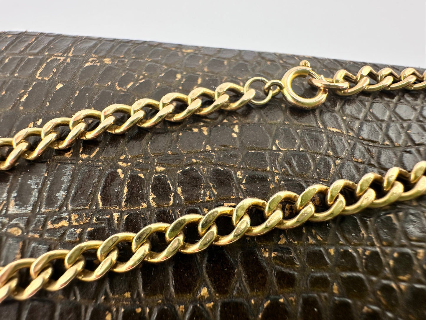 Vintage 9ct Peachy Gold curb bracelet