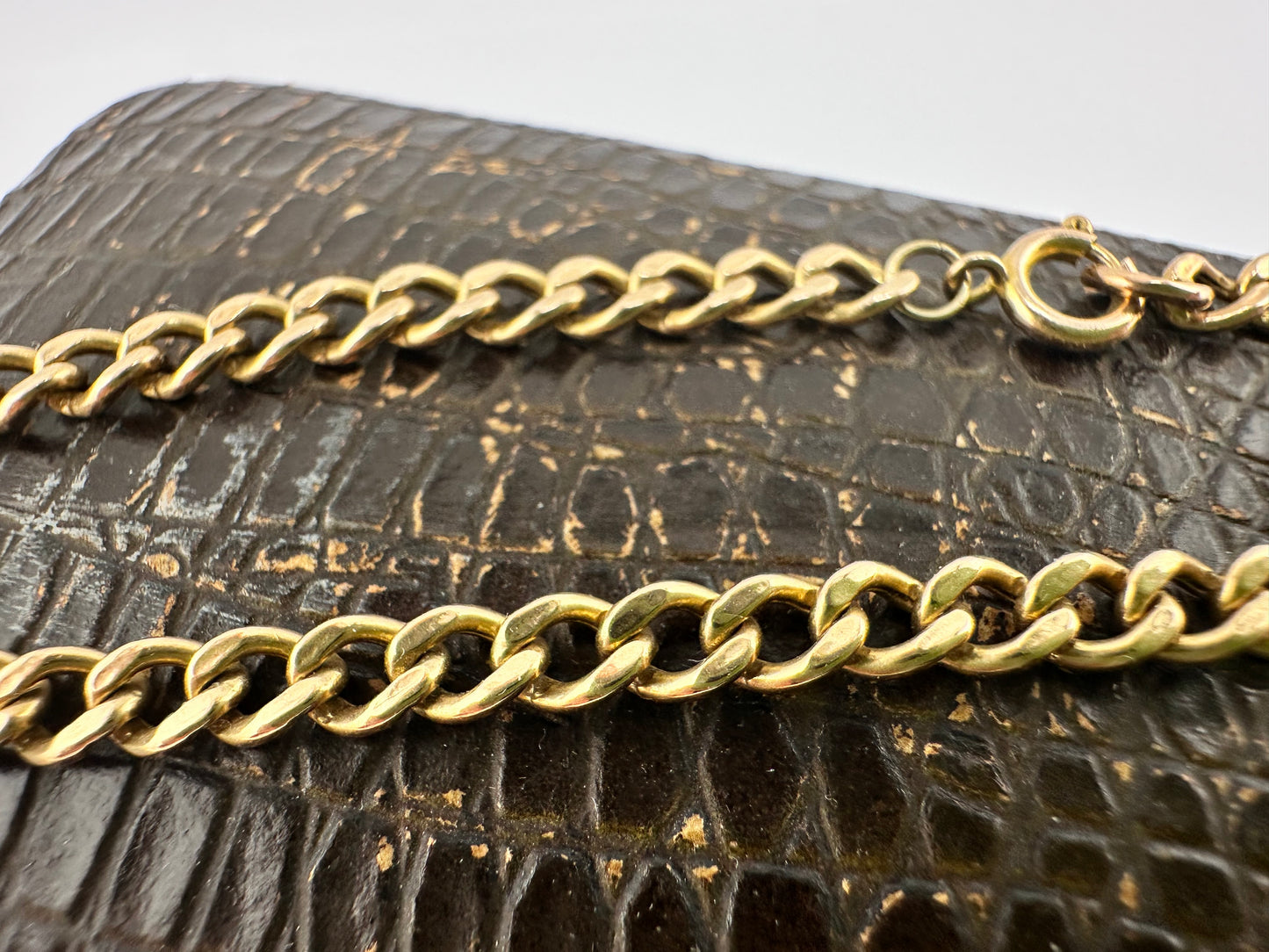 Vintage 9ct Peachy Gold curb bracelet