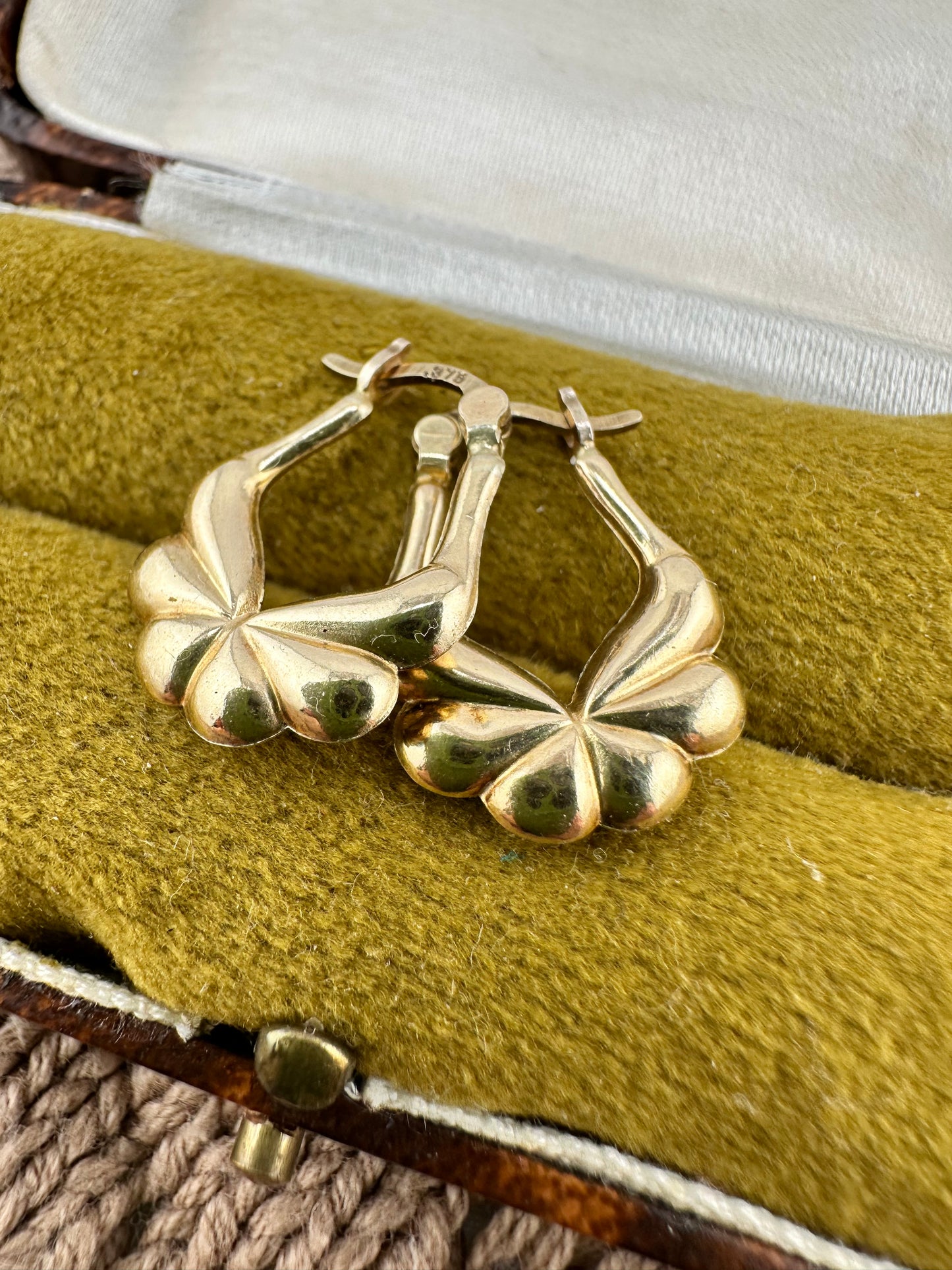 9ct Gold Butterfly puffy hoops