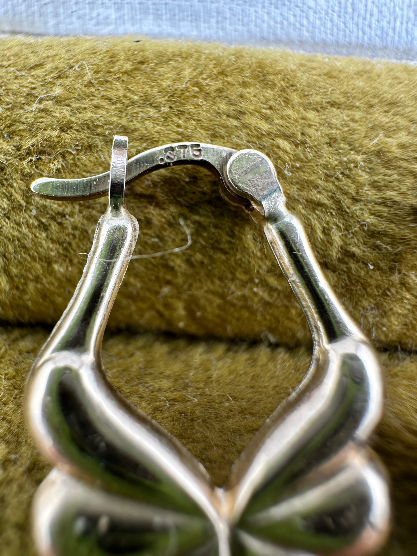 9ct Gold Butterfly puffy hoops