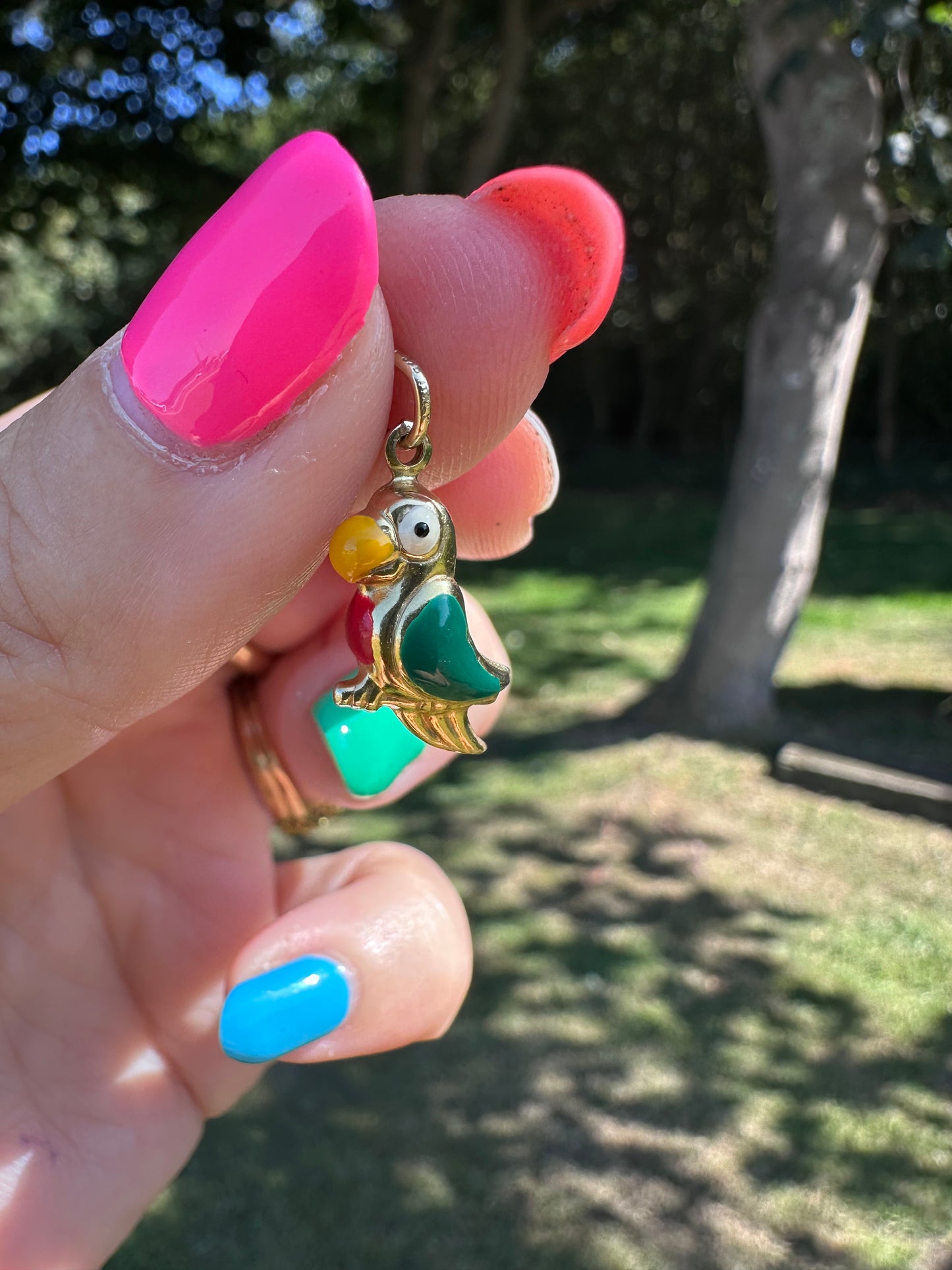 9ct Gold and enamel Parrot charm