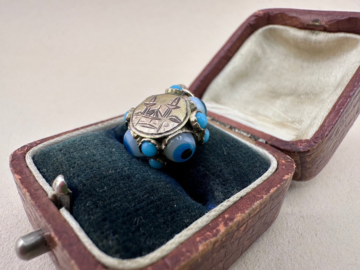 9ct Gold Evil eye charm with turquoise. Engraved with Turkish mosque.