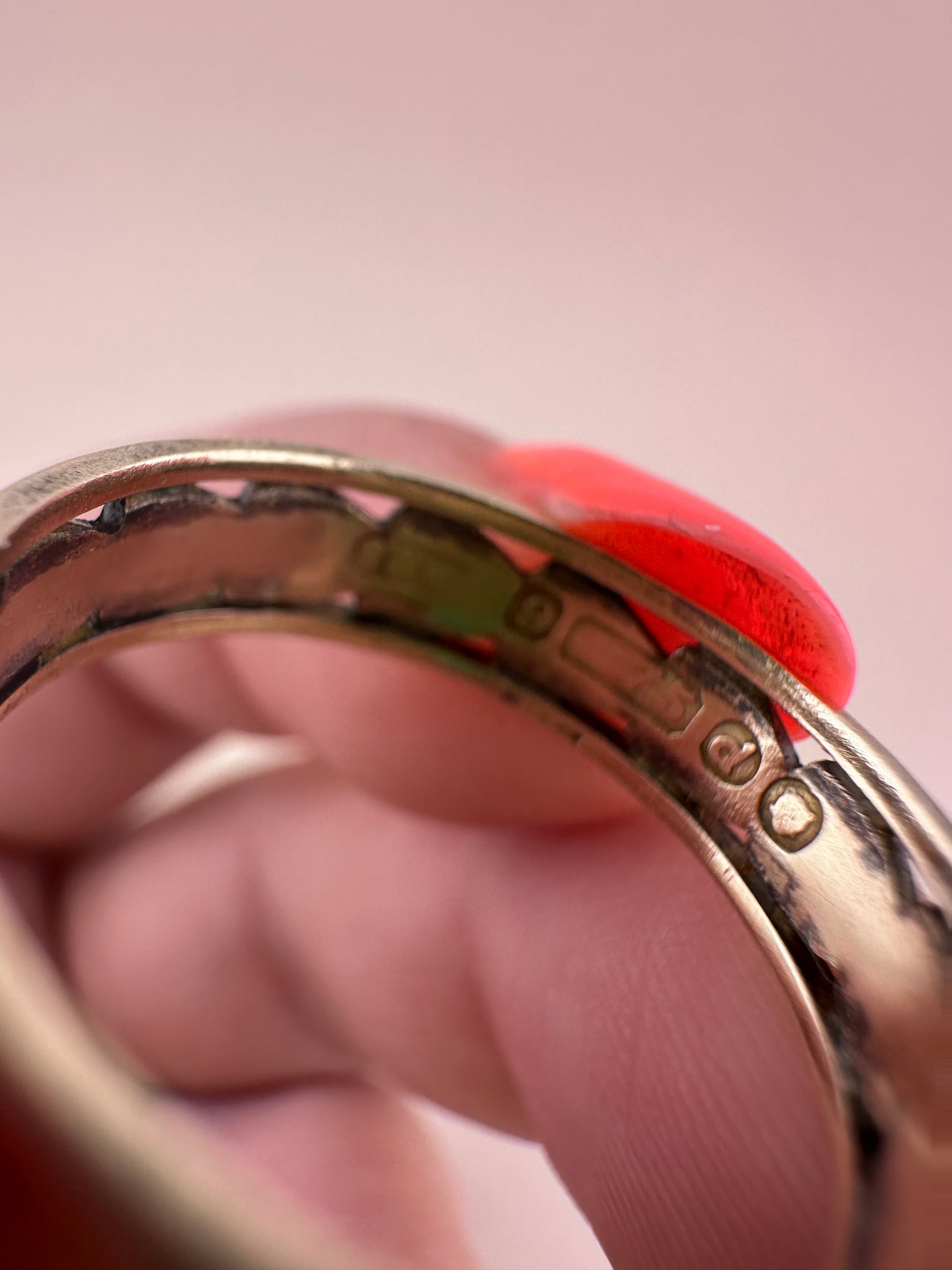 Antique 9ct Gold Leaf cut out Band