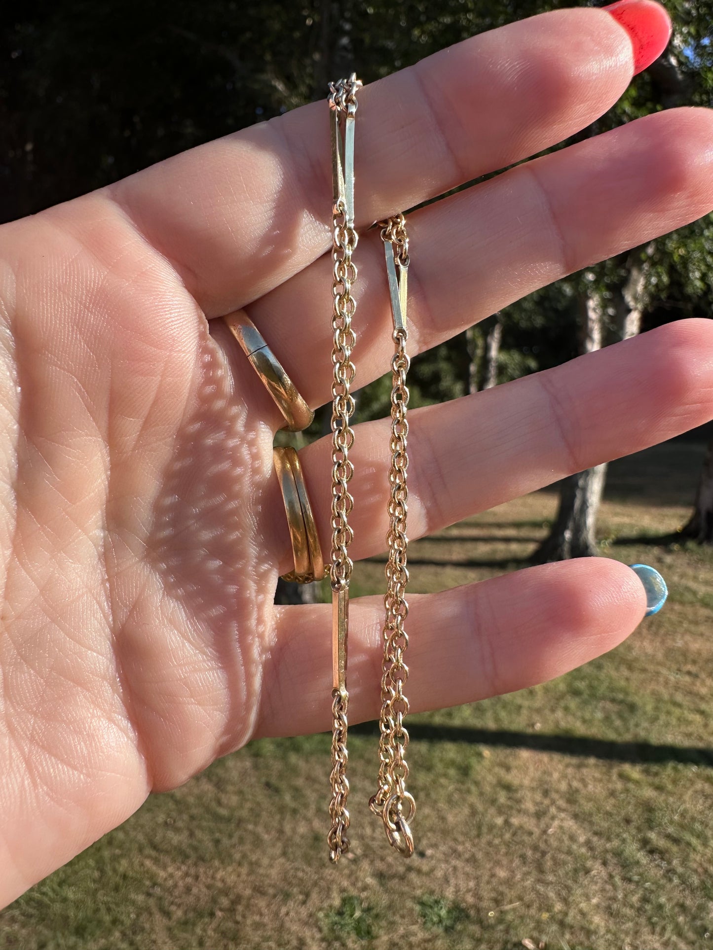 Antique 9ct yellow gold Bar and Cable link chain with bolt clasp.