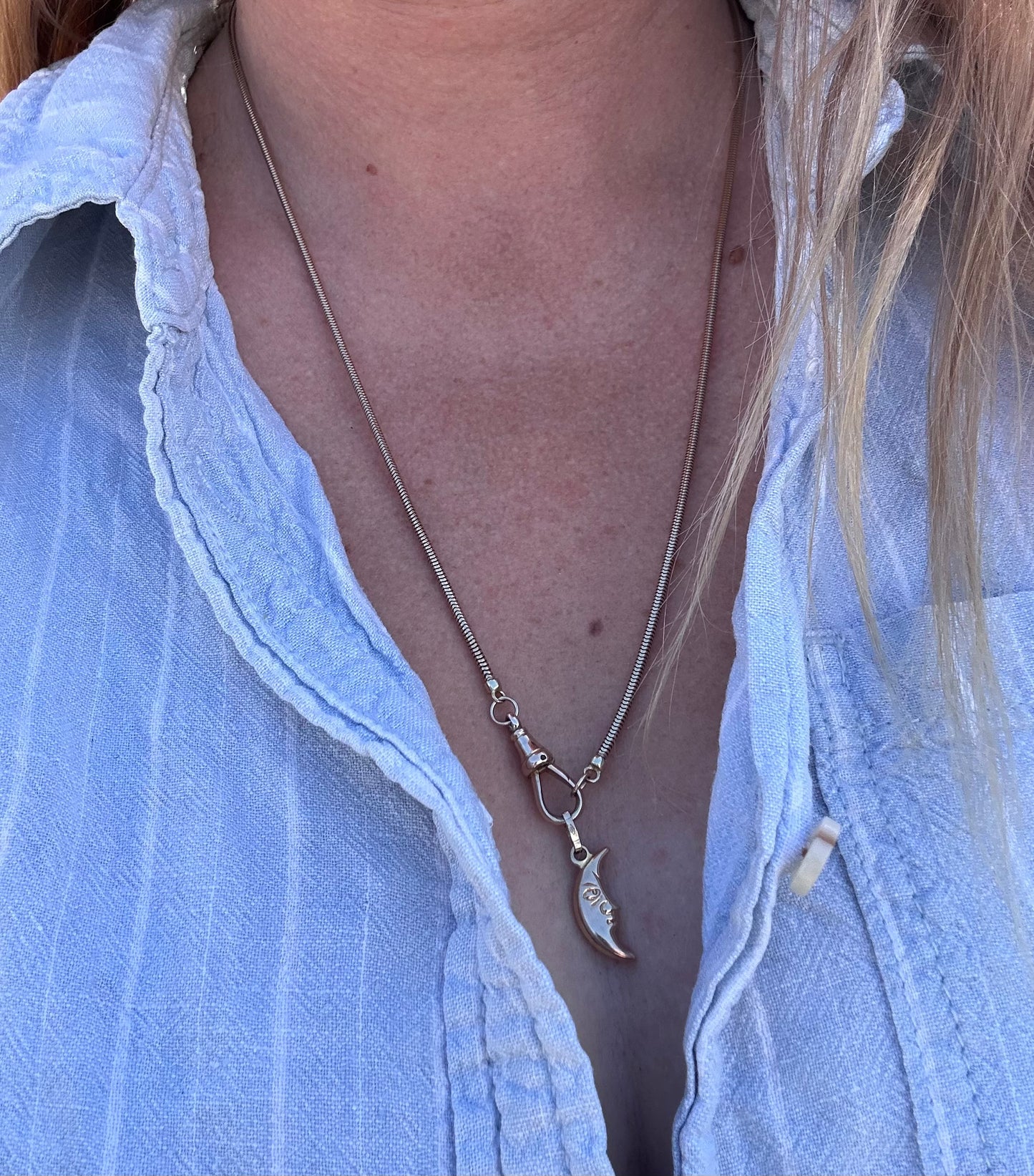 Vintage 9ct Gold Snake chain with Antique Dog Clip
