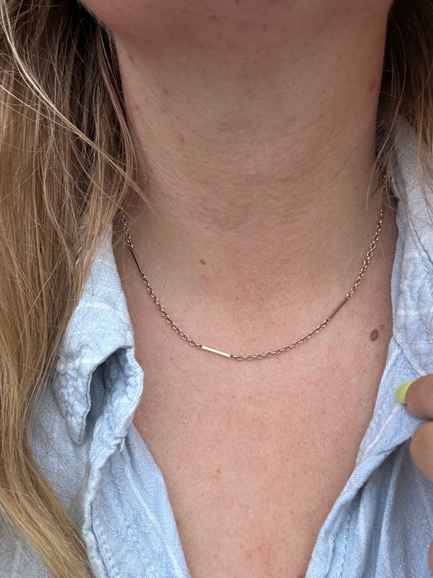 Antique 9ct yellow gold Bar and Cable link chain with bolt clasp.