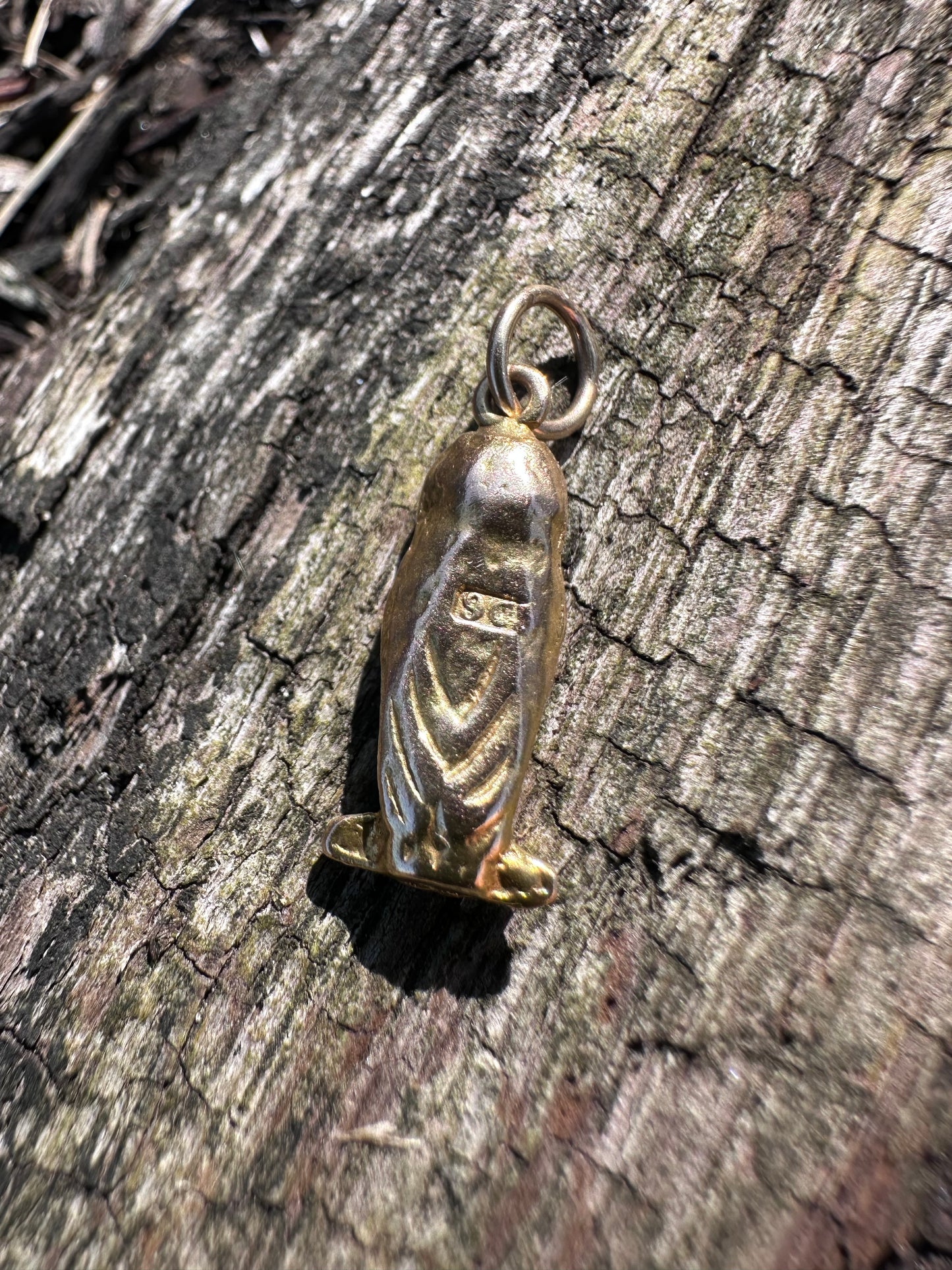 Antique 9ct gold Solid Owl charm