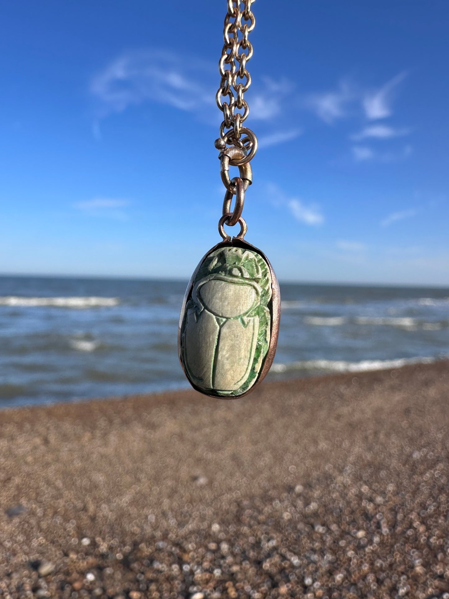 14ct faience scarab beetle pendant