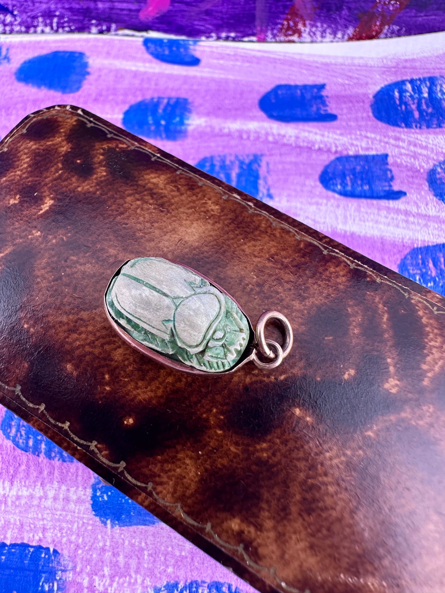 14ct faience scarab beetle pendant