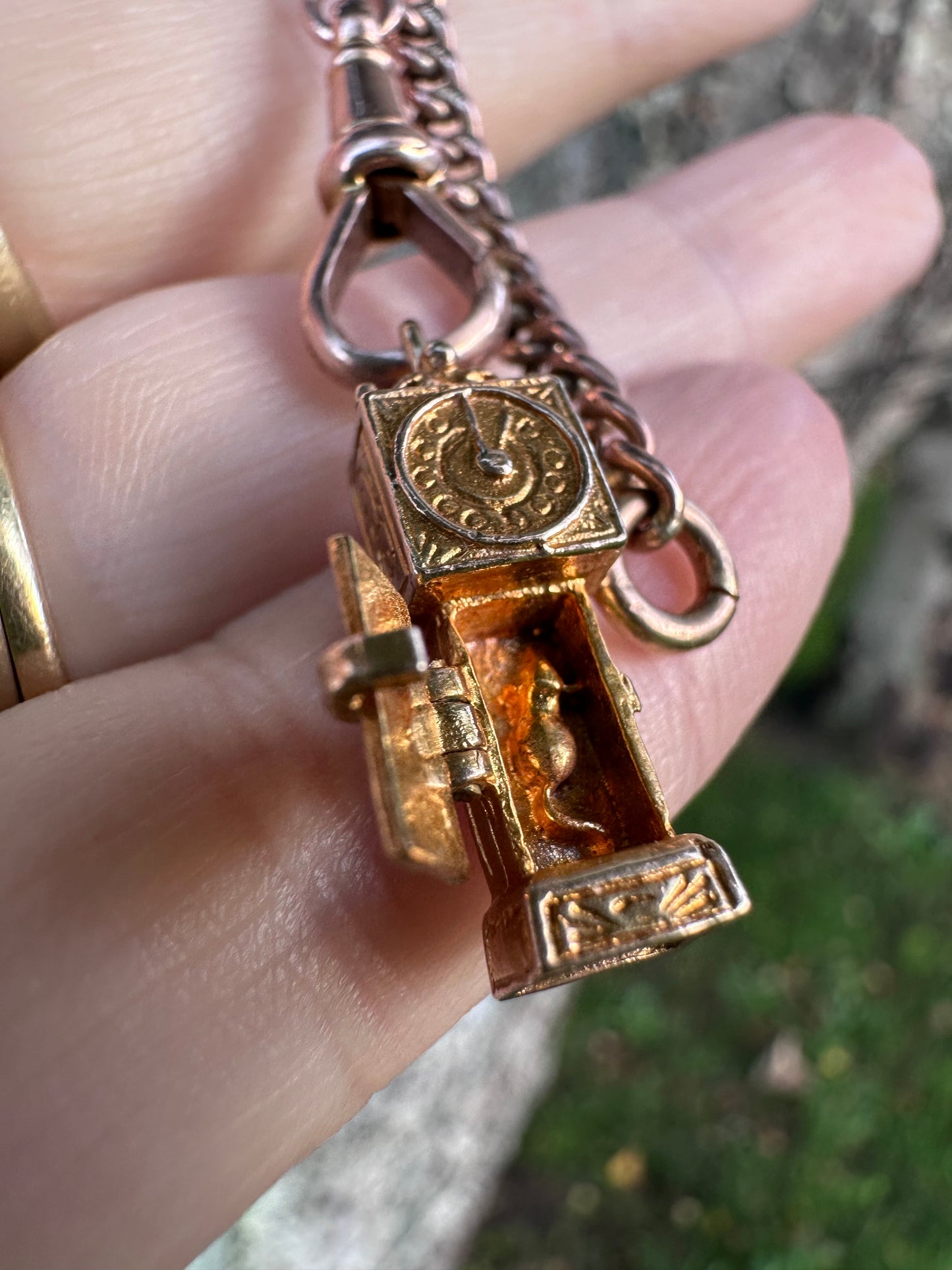 Vintage 9ct Gold ‘Hickory Dickory Dock’ Clock charm