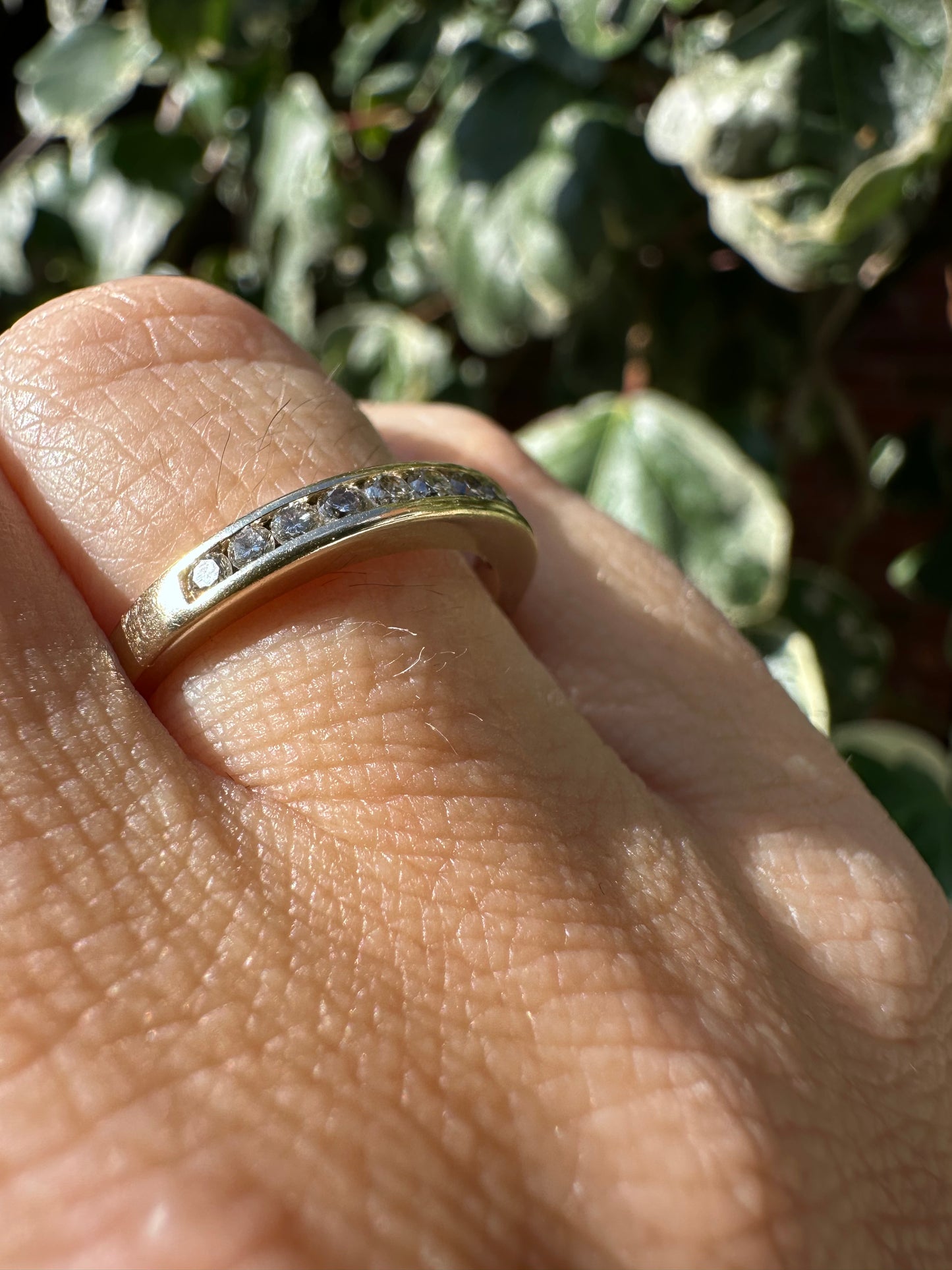 Vintage 14ct Gold channel set diamond ring