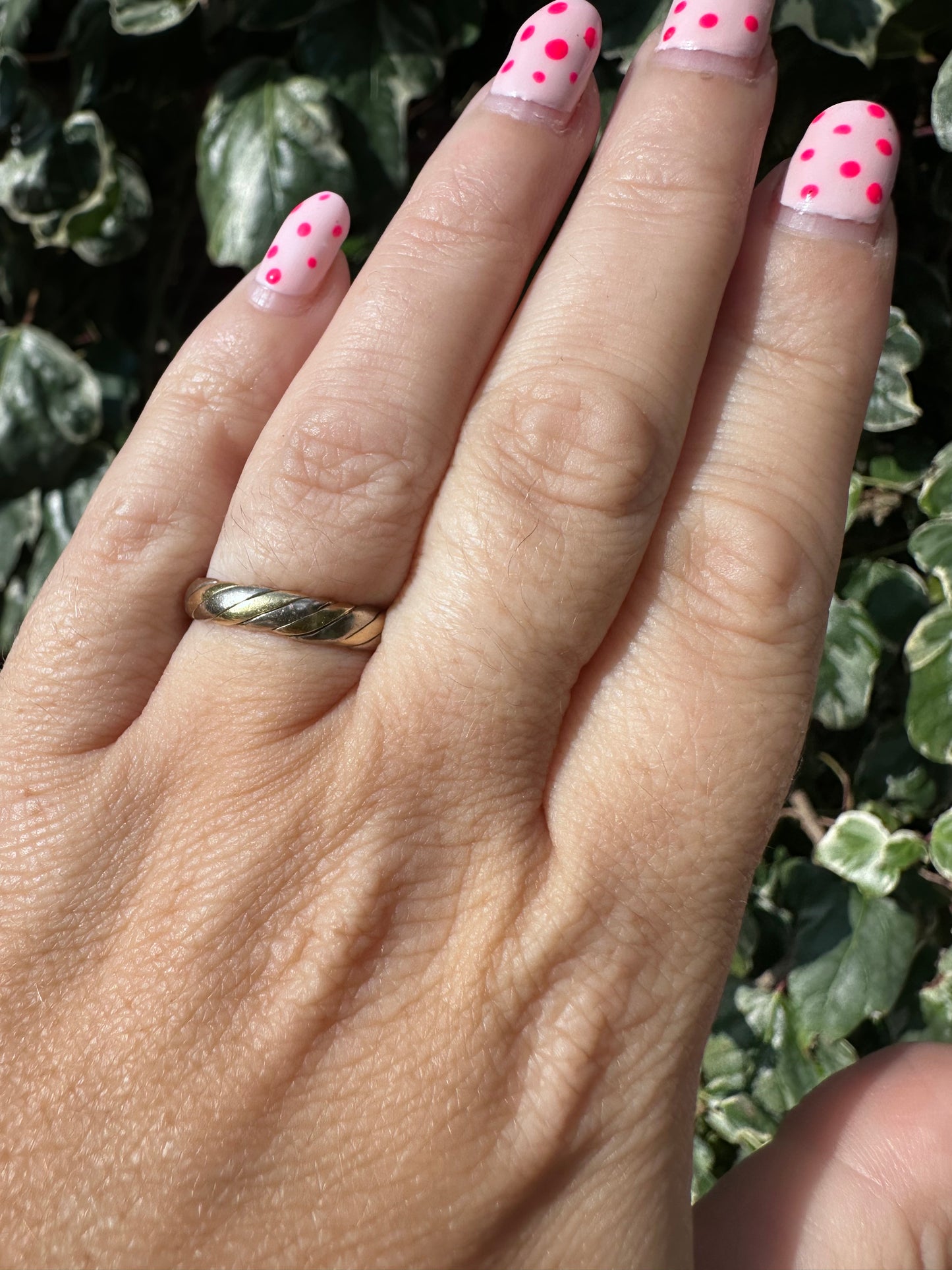 Vintage 18ct Bi-colour Twist ring