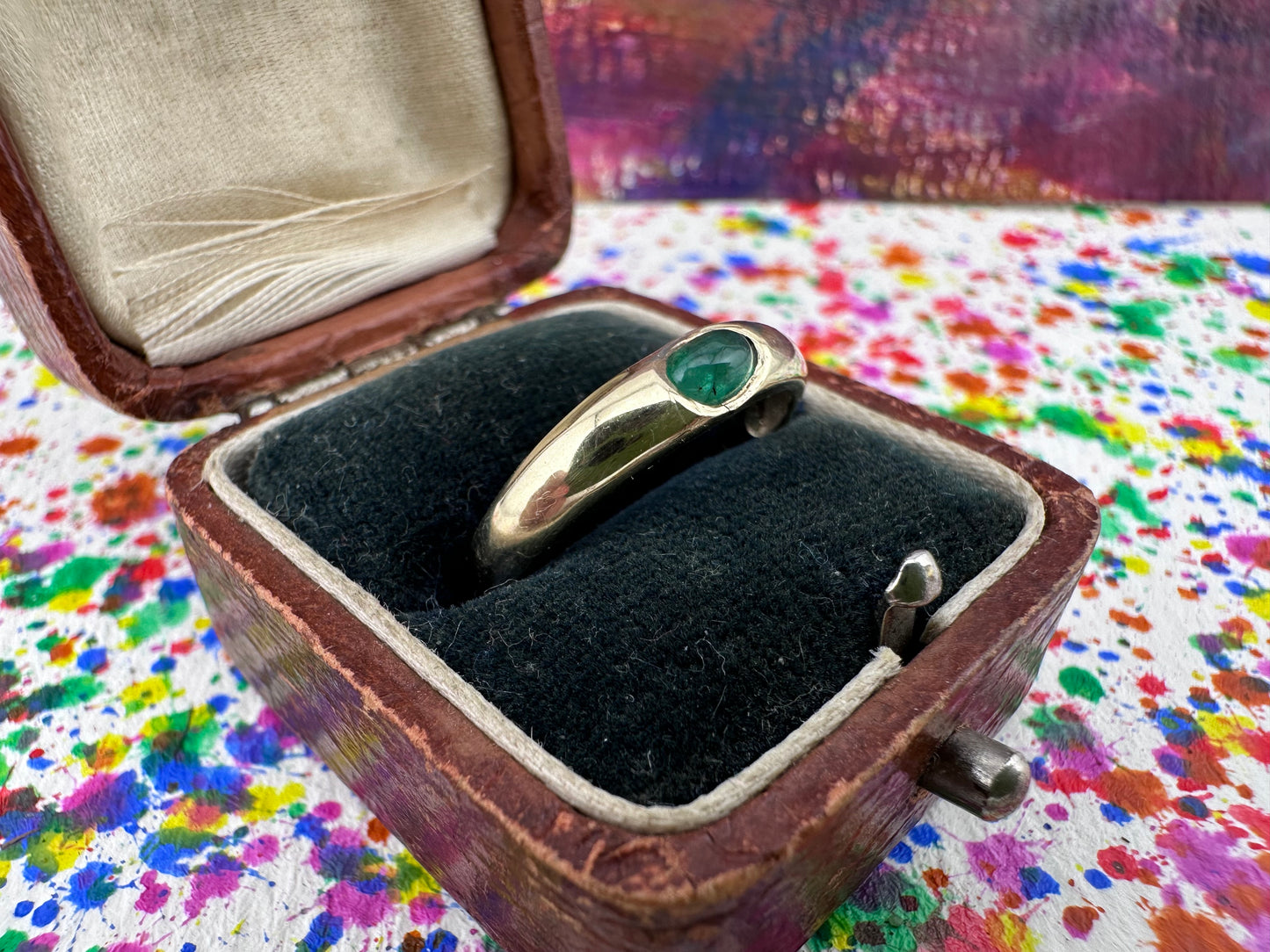 Vintage 9ct Gold Emerald Cabochon ring