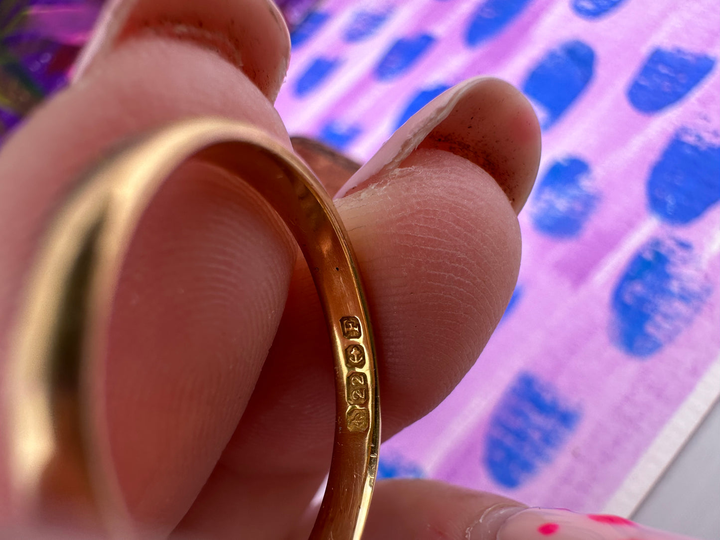 Antique 22ct Gold plain band, early Victorian