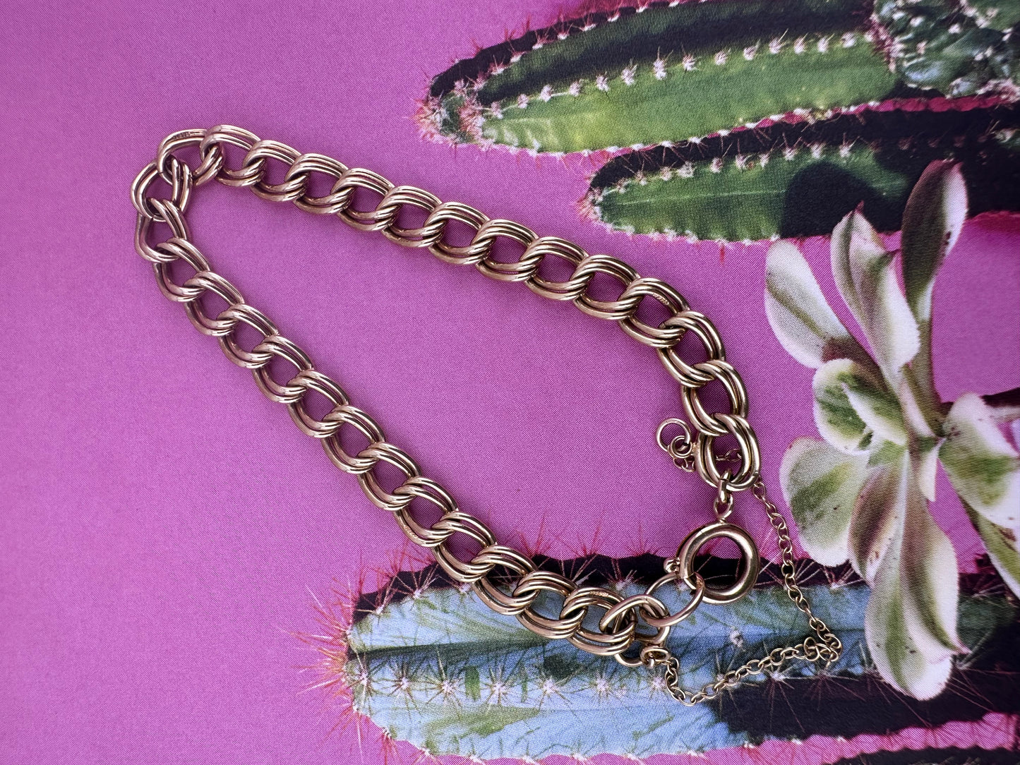 Vintage 9ct Double Curb bracelet with large spring ring