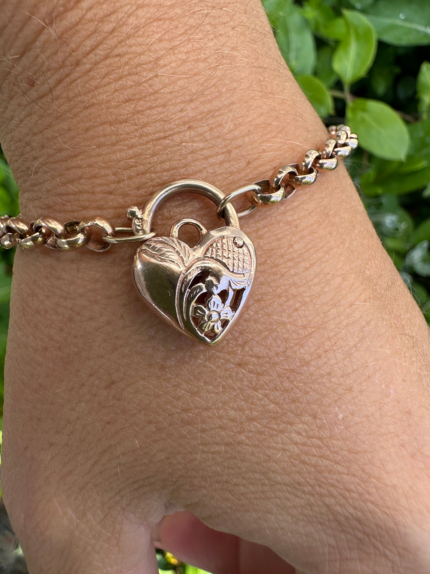Vintage 9ct Rose Gold Rolo bracelet with heart padlock