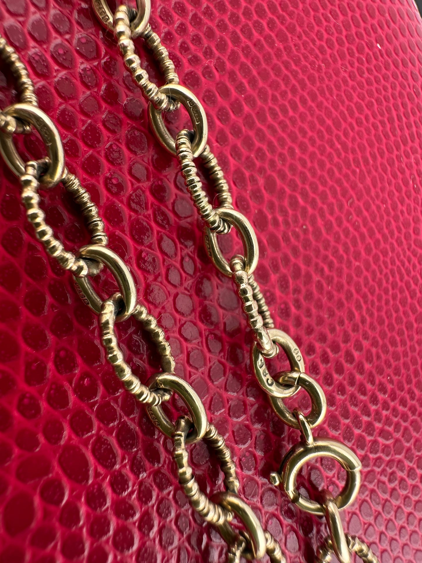Vintage 9ct Ribbed Oval link Bracelet, with bolt clasp