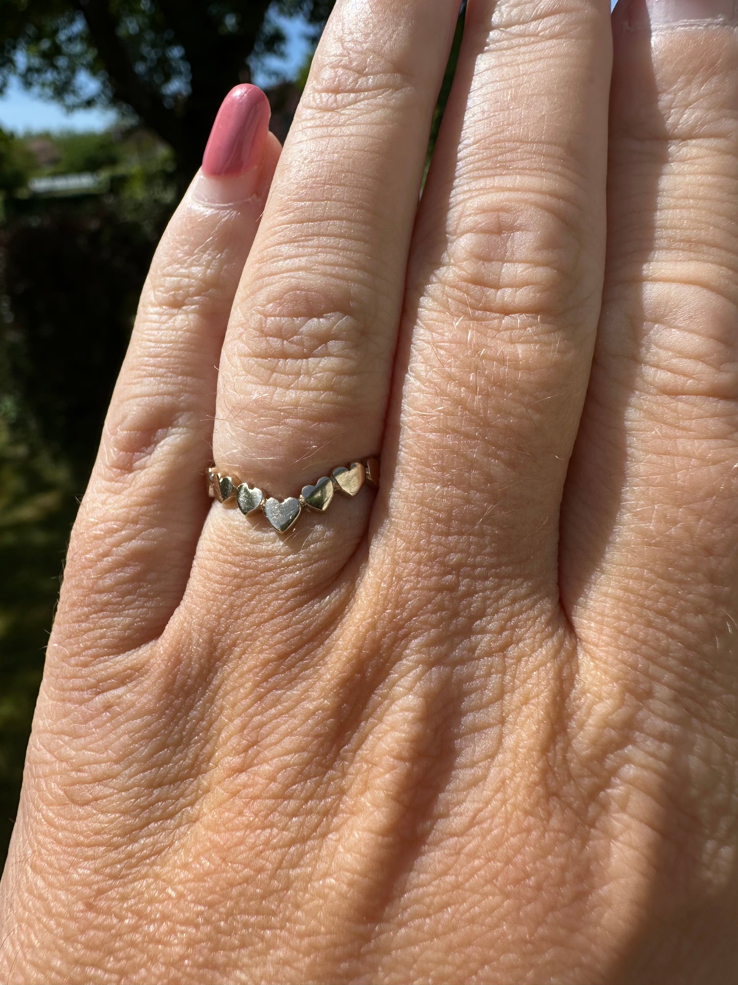 Vintage 9ct Heart Wishbone ring, size K1/2