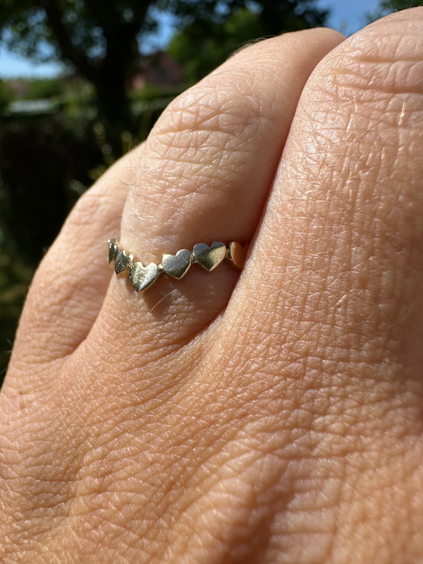 Vintage 9ct Heart Wishbone ring, size K1/2