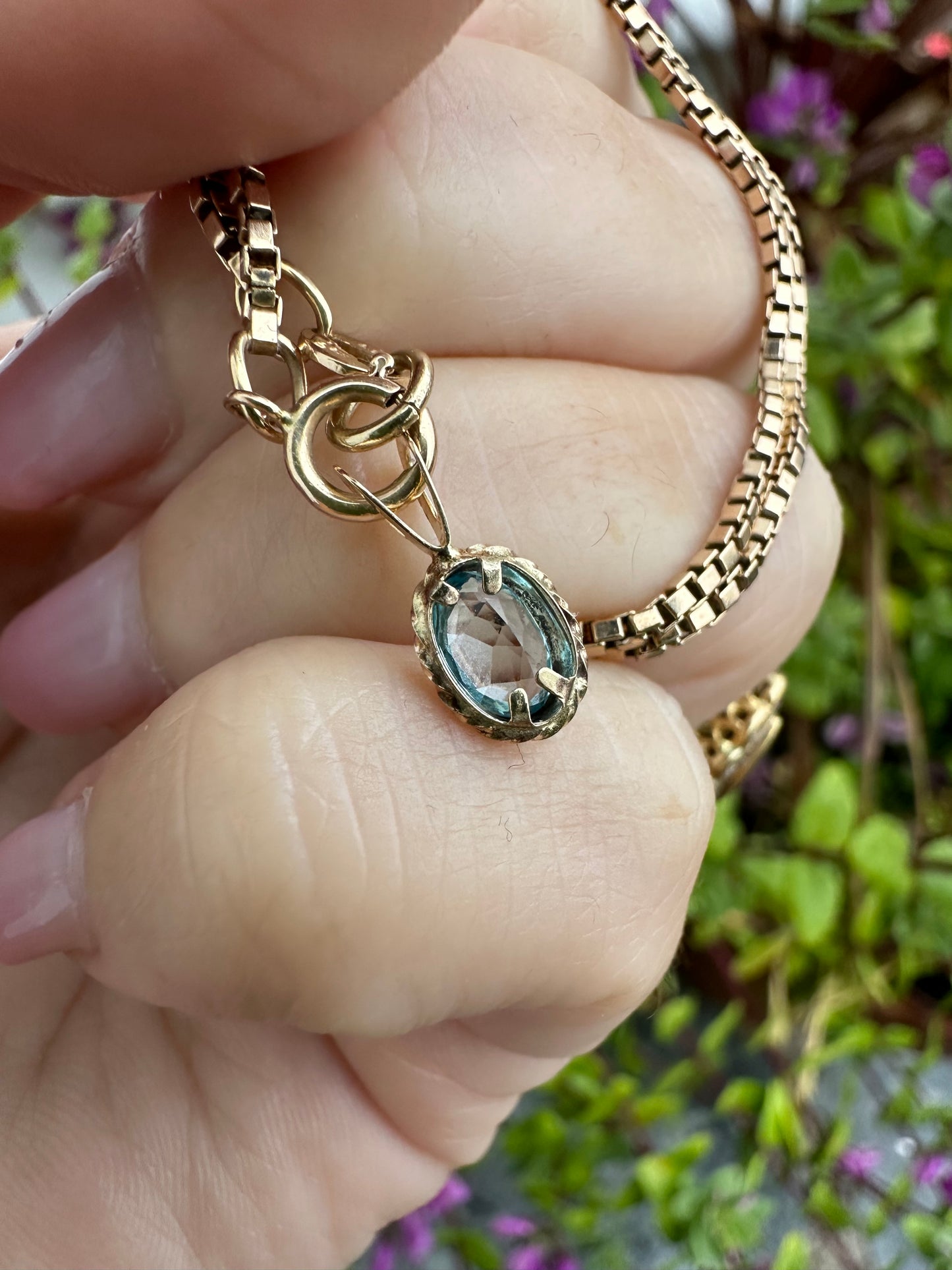 9ct Gold Topaz charm
