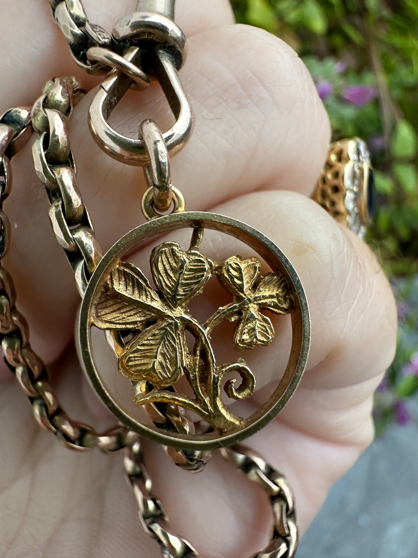 Vintage 9ct gold Clover charm