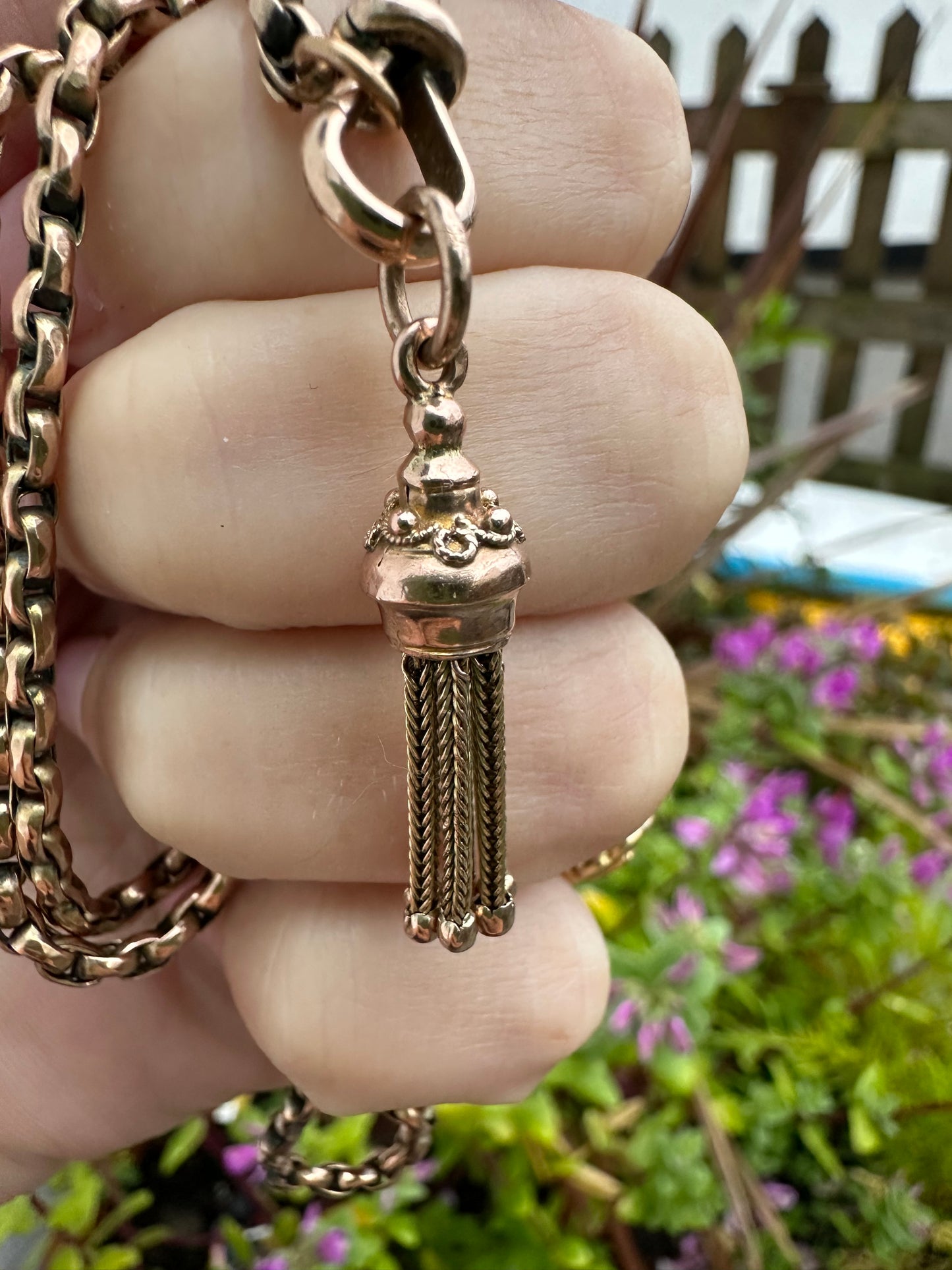 9ct Gold Victorian Etruscan Tassel charm