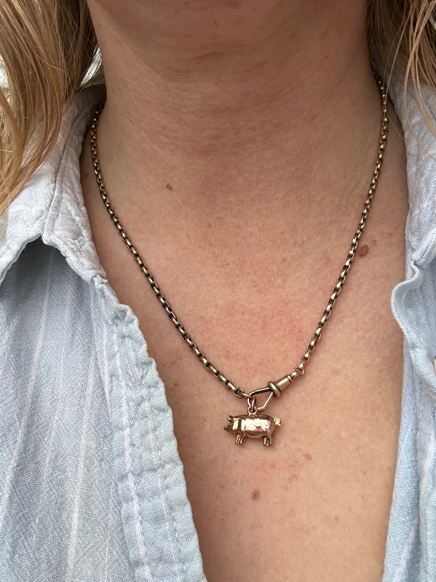 9ct Rose gold pig charm