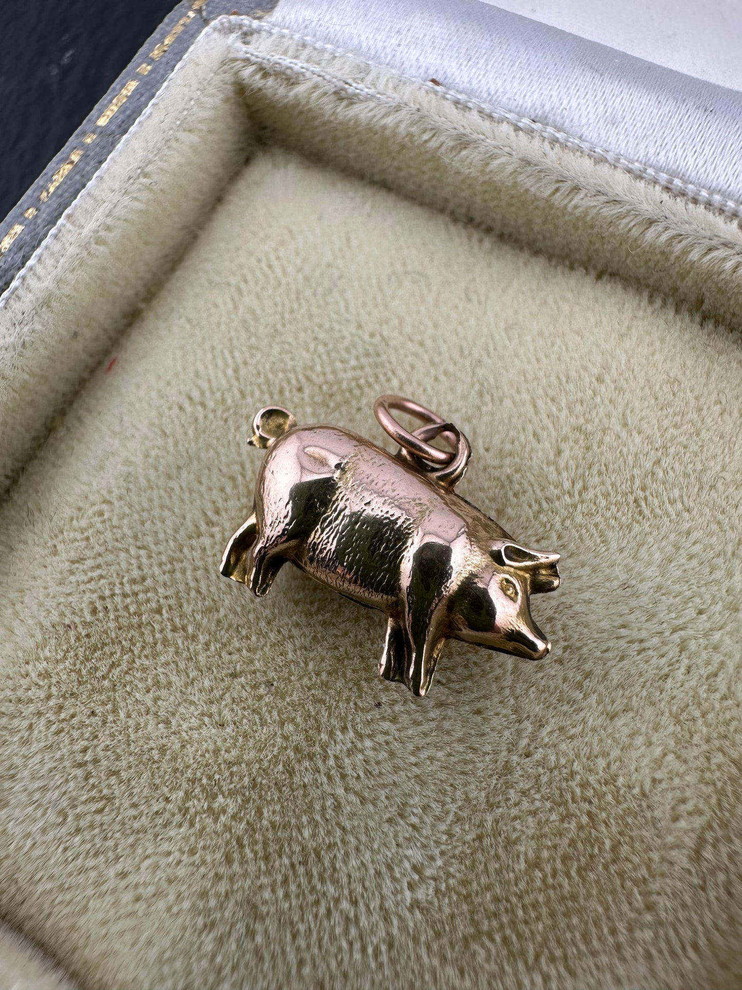 9ct Rose gold pig charm