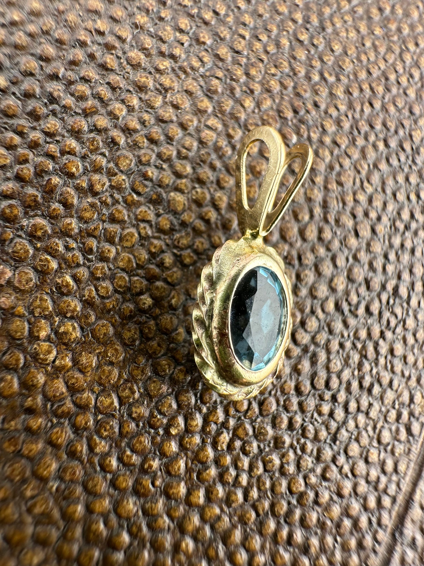 9ct Gold Topaz charm