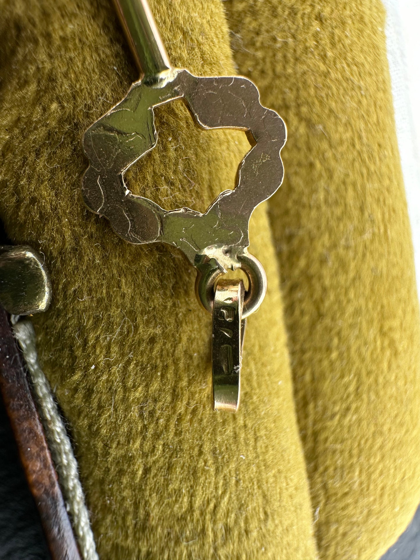 Vintage 14ct Gold Key charm, with green paste stone