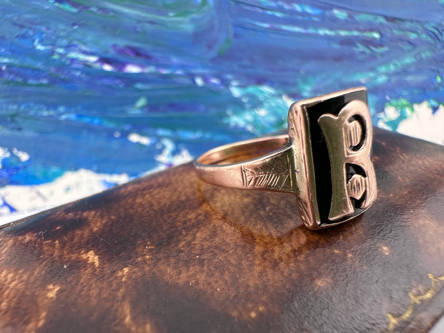 9ct Rose Gold & Onyx R ring