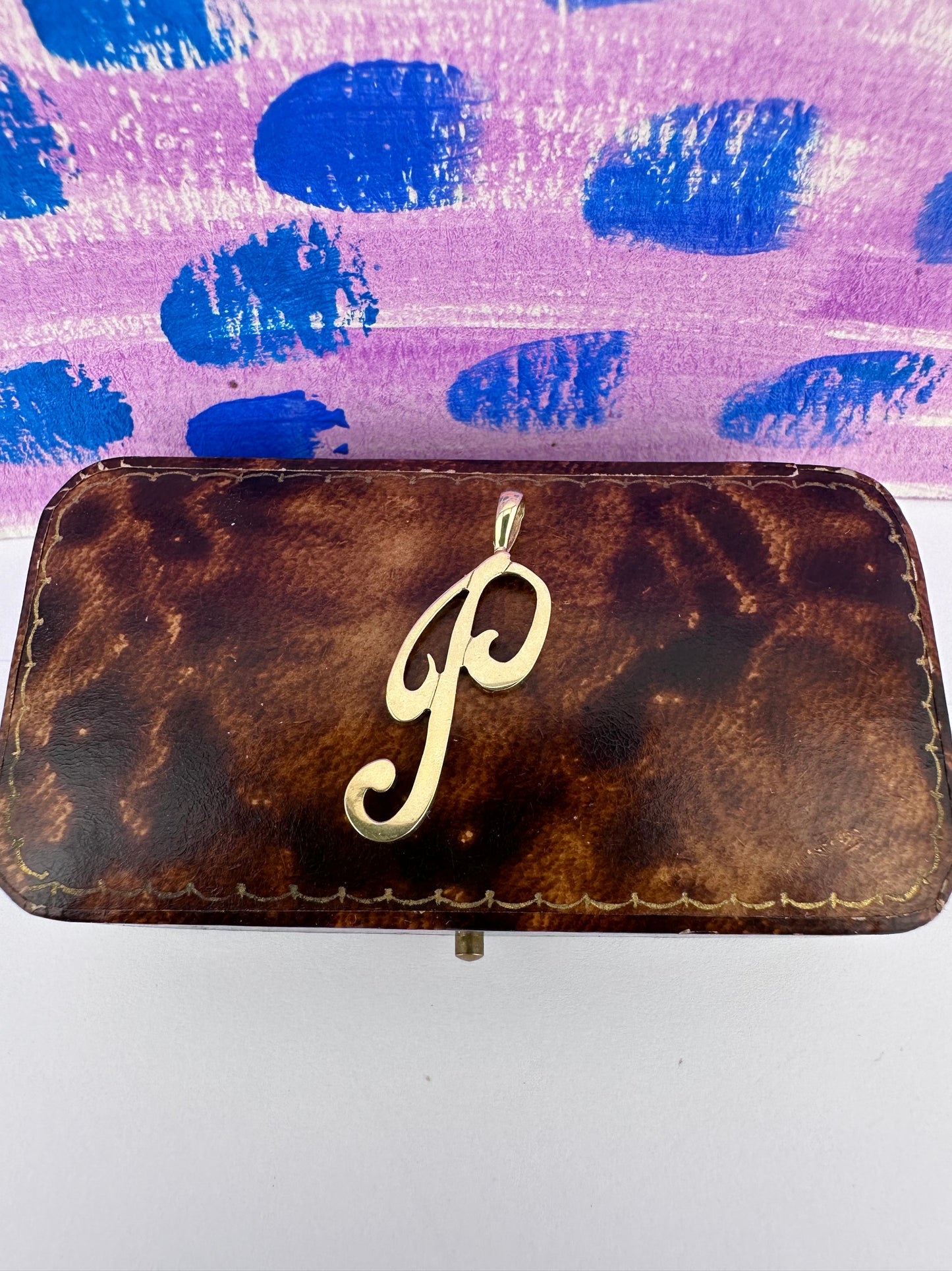 9ct Yellow Gold Cursive P charm